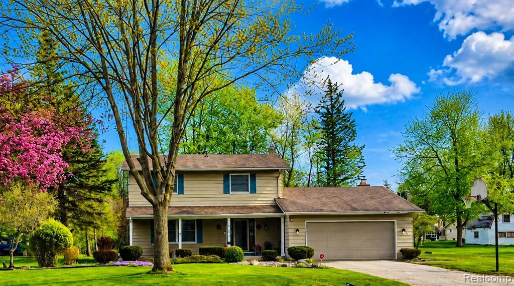 6103 Trenton Drive, Flint, MI 48532
