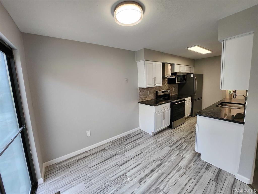 24538 CASHMERE, Southfield, MI 48033 — Photo 7