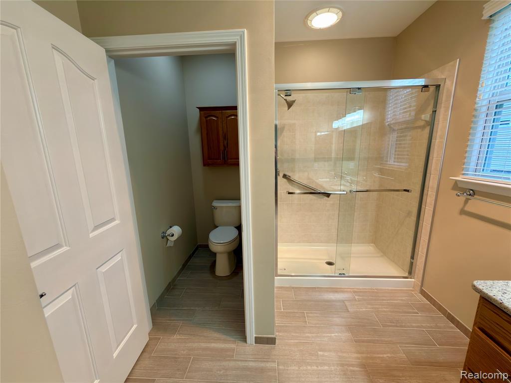 24600 Grand Traverse Avenue, Flat Rock, MI 48134 — Photo 18