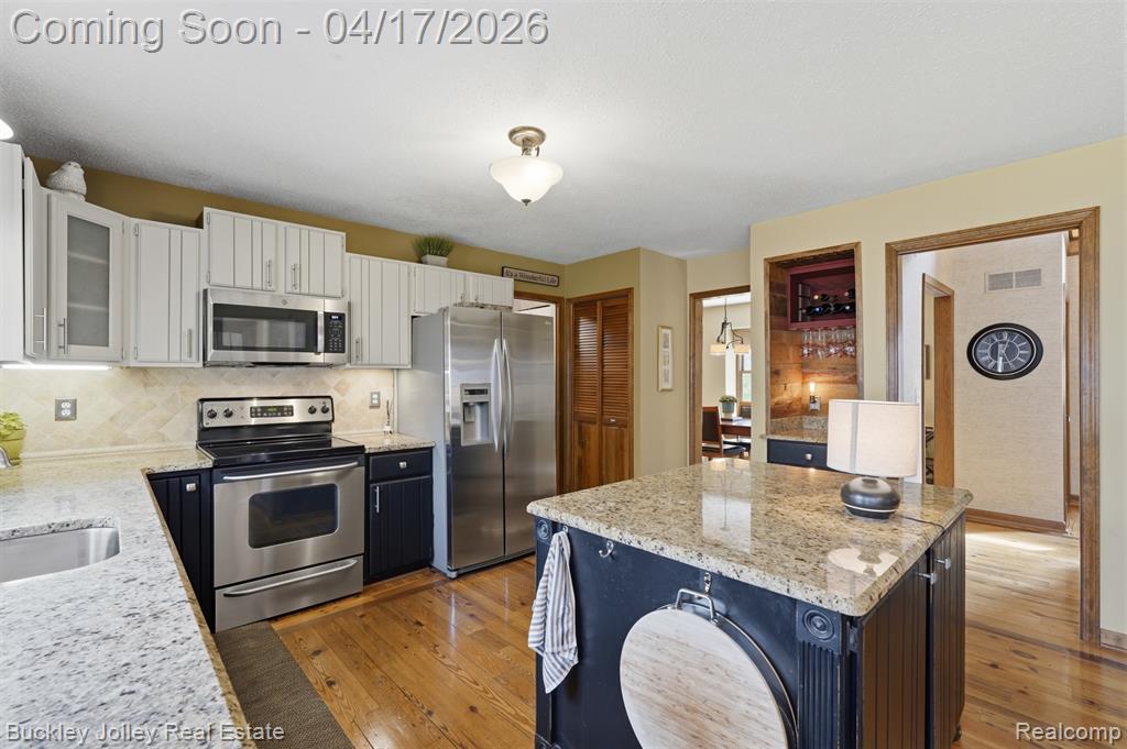 539 Bonnie Circle, Howell, MI 48843 — Photo 3