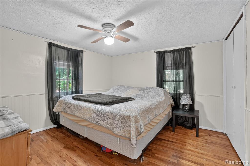 508 Deland Road, Flushing, MI 48433 — Photo 17