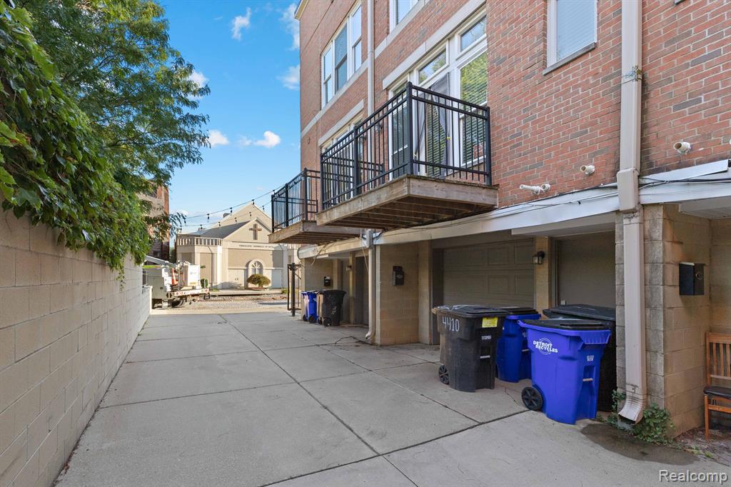 4406 3RD Street, 2, Detroit, MI 48201 — Photo 29