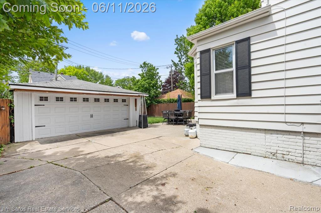 1215 Nottingham Road, Grosse Pointe Park, MI 48230 — Photo 35