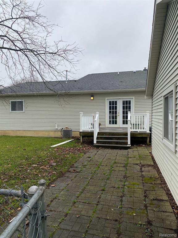 5470 POTTER Road, Burton, MI 48509 — Photo 39