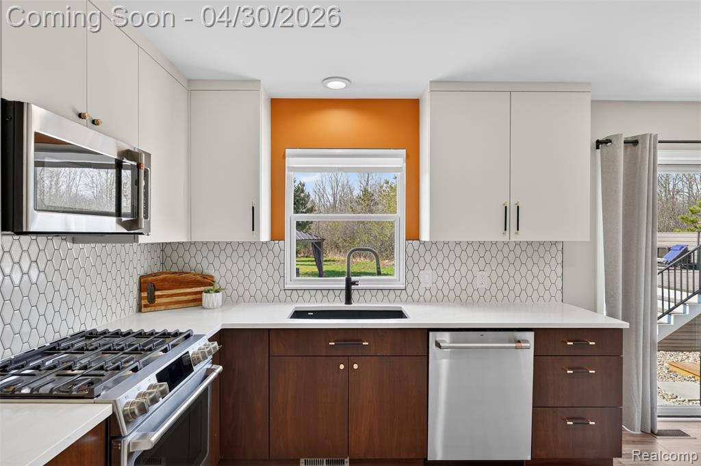1225 W Grand Blanc Road, Grand Blanc, MI 48439 — Photo 22