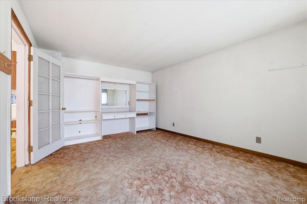 41491 Dequindre Road, Troy, MI 48085 — Photo 11