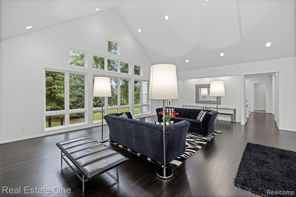 6570 Alden Drive, West Bloomfield, MI 48324 — Photo 4