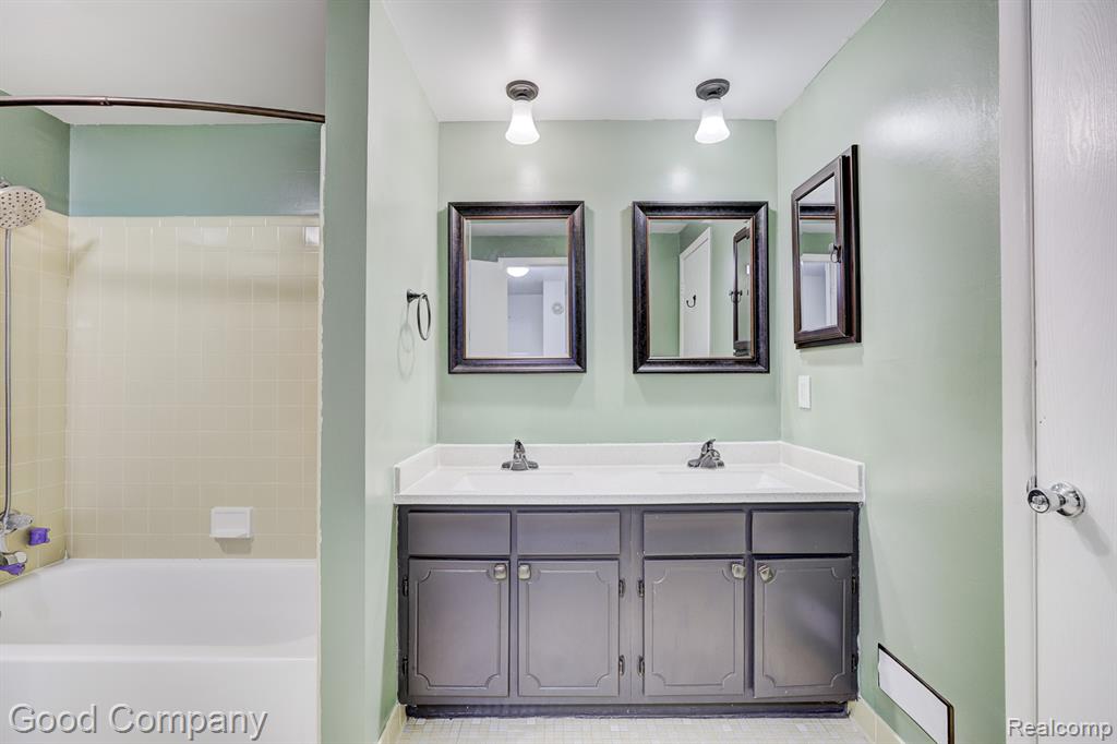 661 Merrimac Road, Canton, MI 48188 — Photo 26