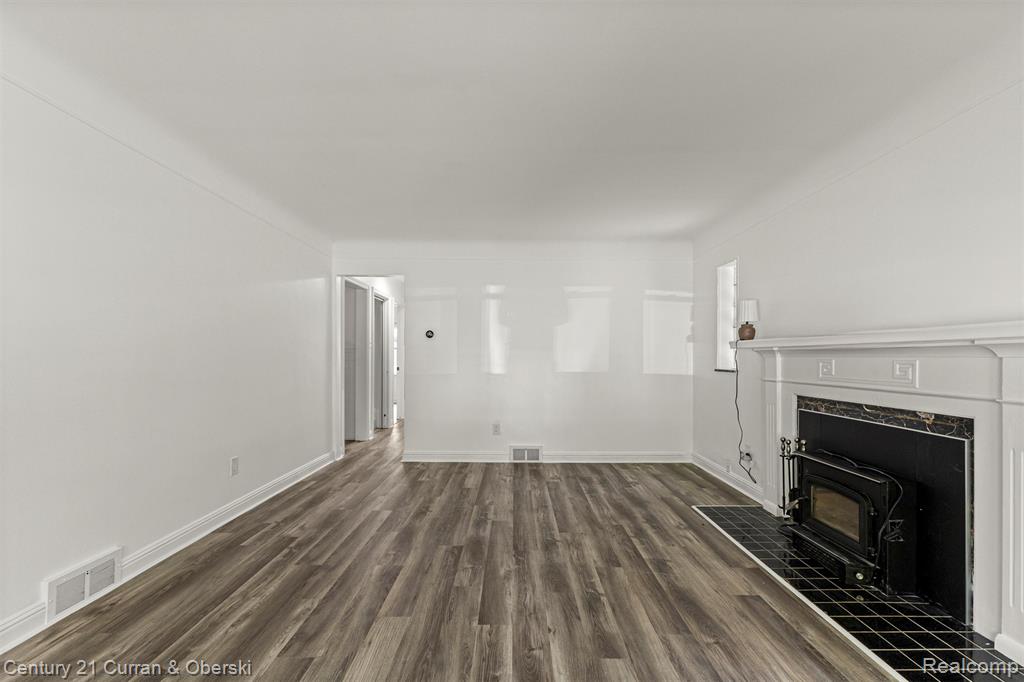 9976 Pierson Street, Detroit, MI 48228 — Photo 7