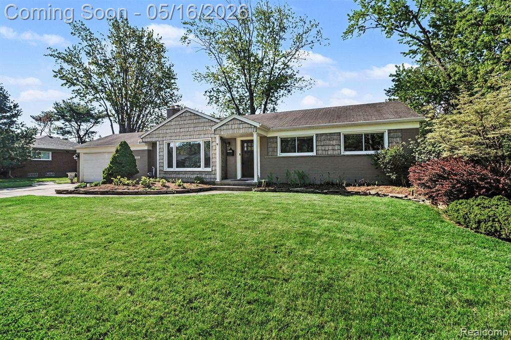 16965 Reedmere Avenue, Beverly Hills, MI 48025 — Photo 2