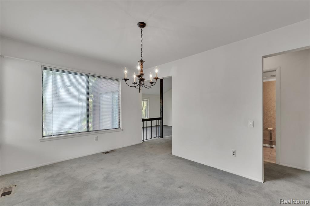 5772 Perrytown Drive, West Bloomfield, MI — Photo 14