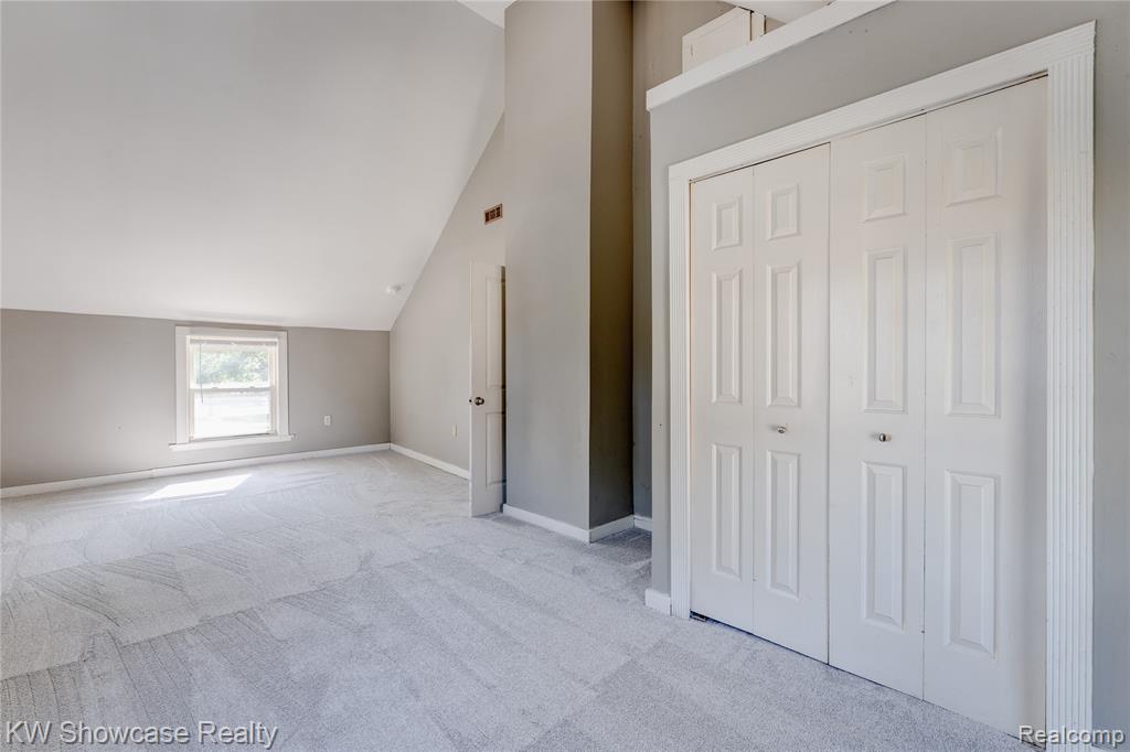3033 Cass Lake Avenue, Keego Harbor, MI 48320 — Photo 20