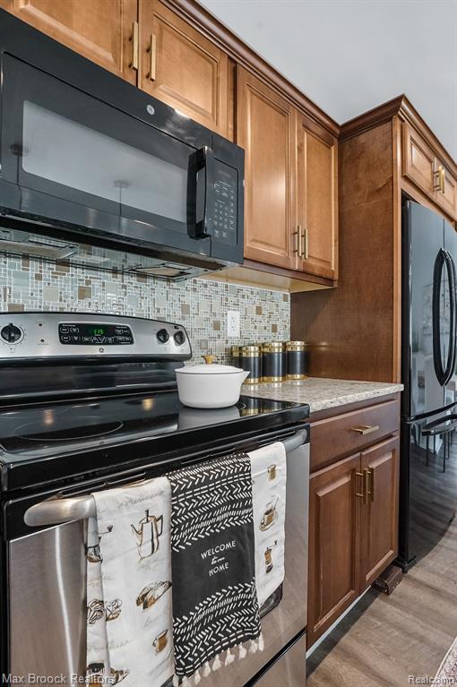 2905 W HICKORY GROVE Road, Bloomfield Hills, MI 48302 — Photo 16