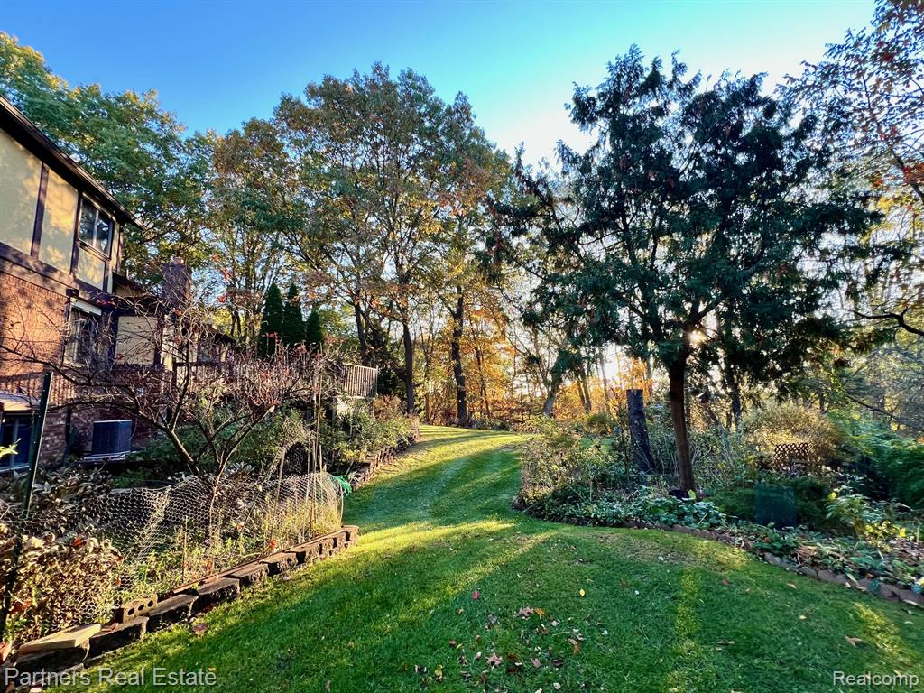 5618 Mountain Road, Brighton, MI 48116 — Photo 49