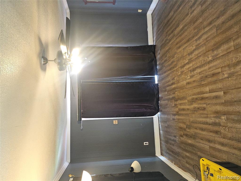 20296 Damman Street, Harper Woods, MI 48225 — Photo 16