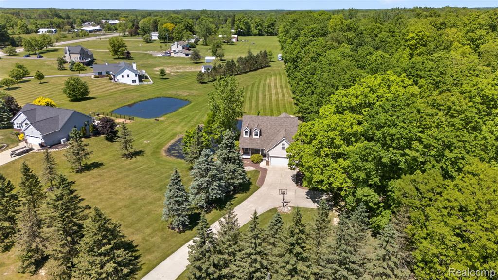 9055 Hegel Road, Goodrich Vlg, MI — Photo 50