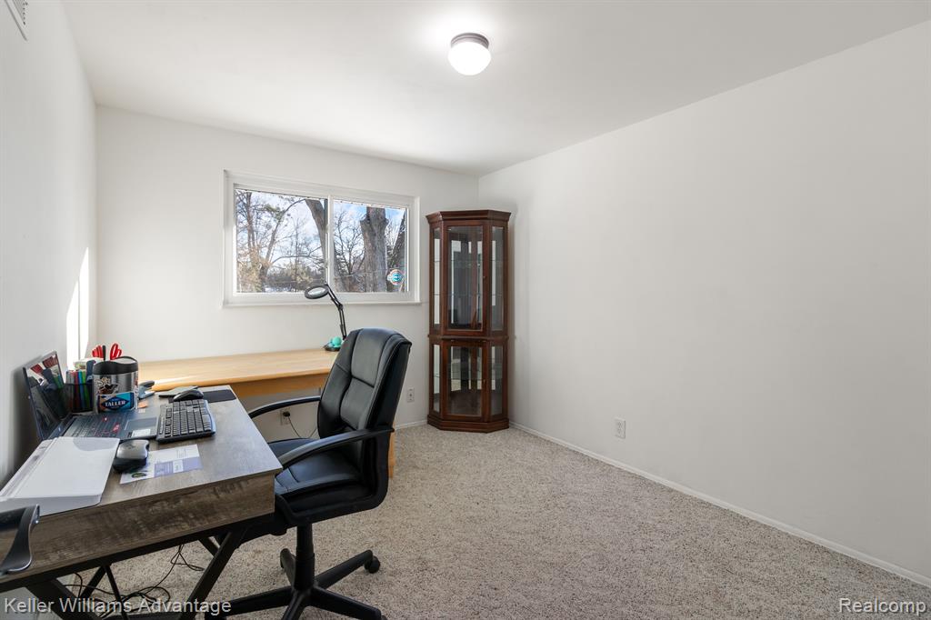 807 WORCHESTER Drive, Fenton, MI 48430 — Photo 20