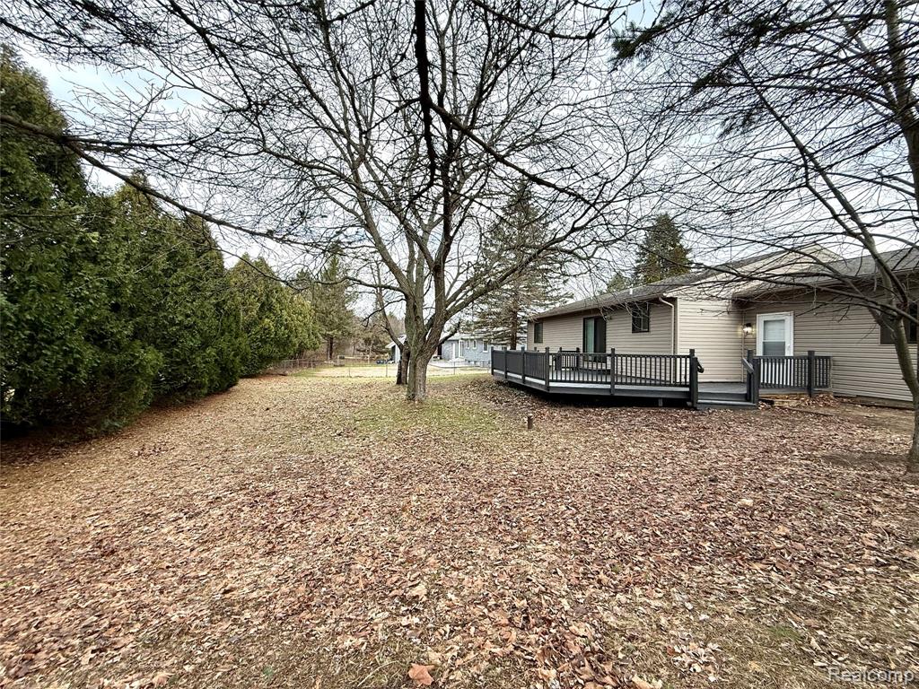 3639 Loch Drive, Highland, MI — Photo 38