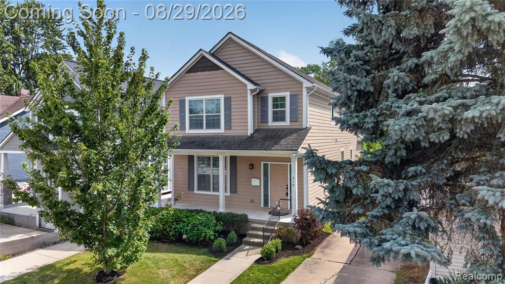 215 La Plaza Court, Royal Oak, MI 48073