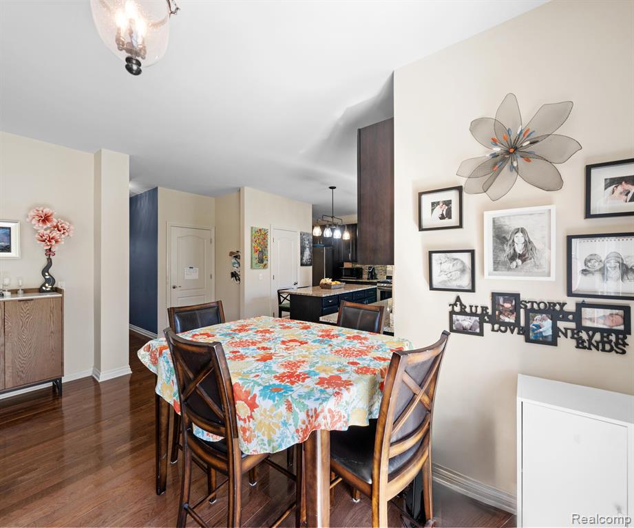 43442 CHERRYWOOD Lane, Canton, MI 48188 — Photo 10