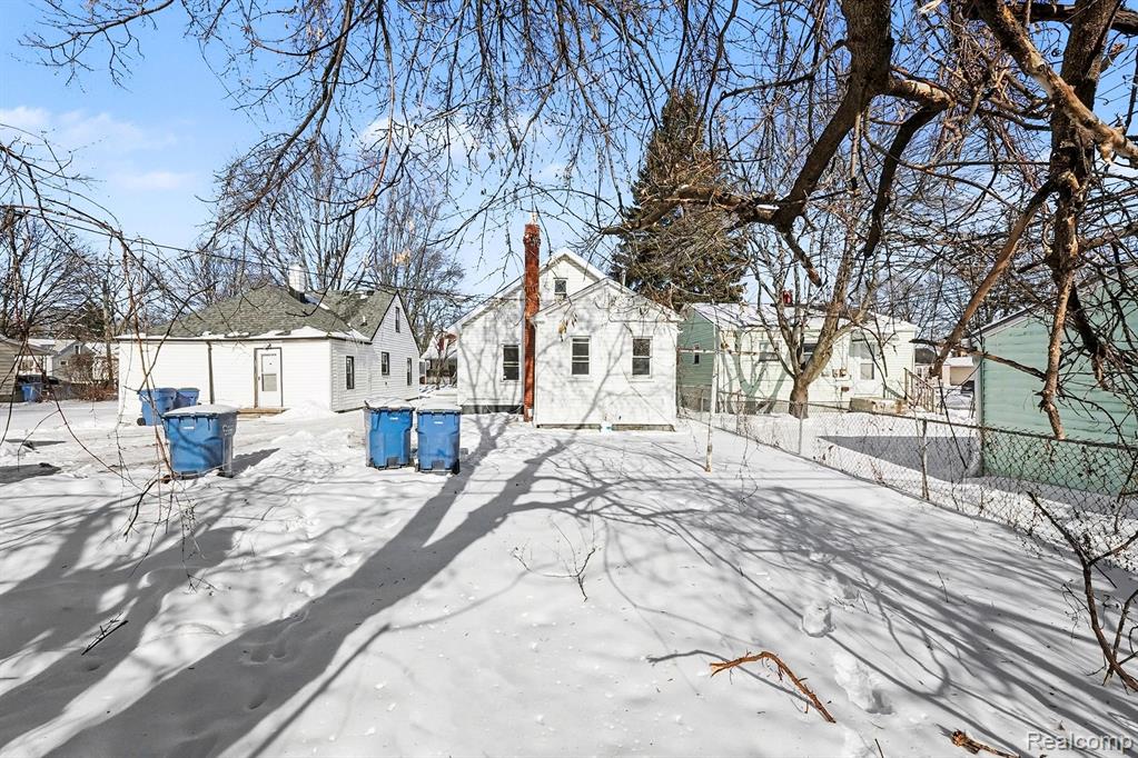 7284 Orchard Avenue, Warren, MI 48091 — Photo 14