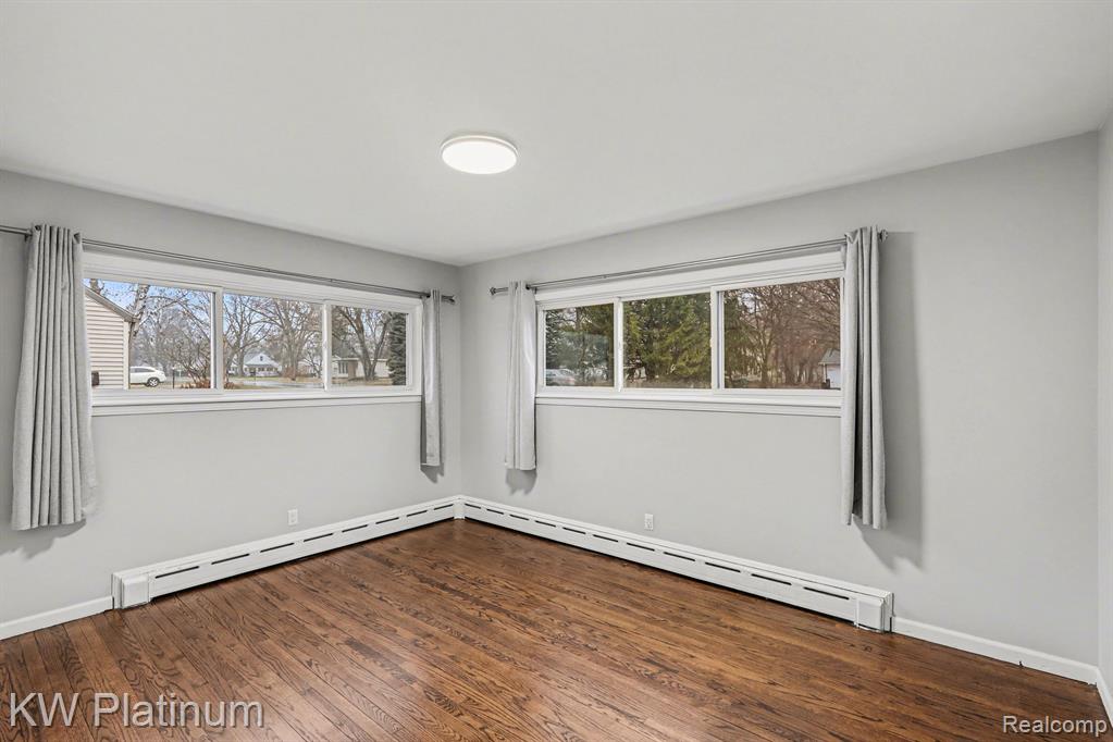 8320 Russell Street, Utica, MI 48317 — Photo 20