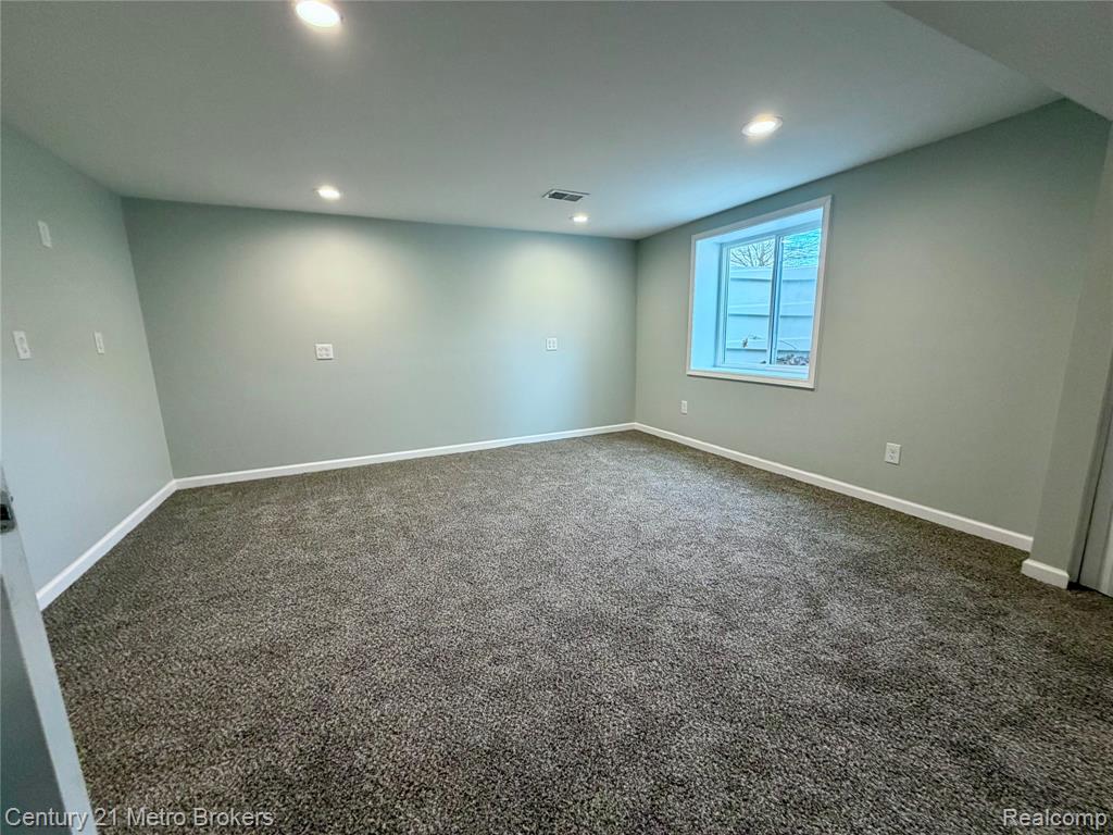 5221 Capri Lane, Flint, MI 48507 — Photo 26