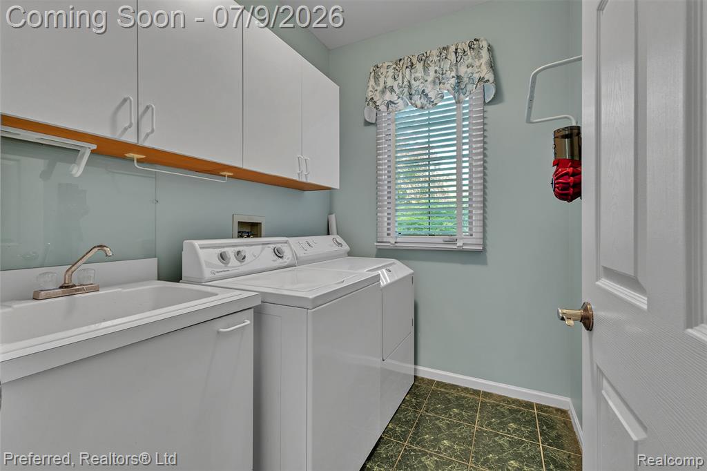 17649 Rolling Woods Circle, Northville, MI 48168 — Photo 43