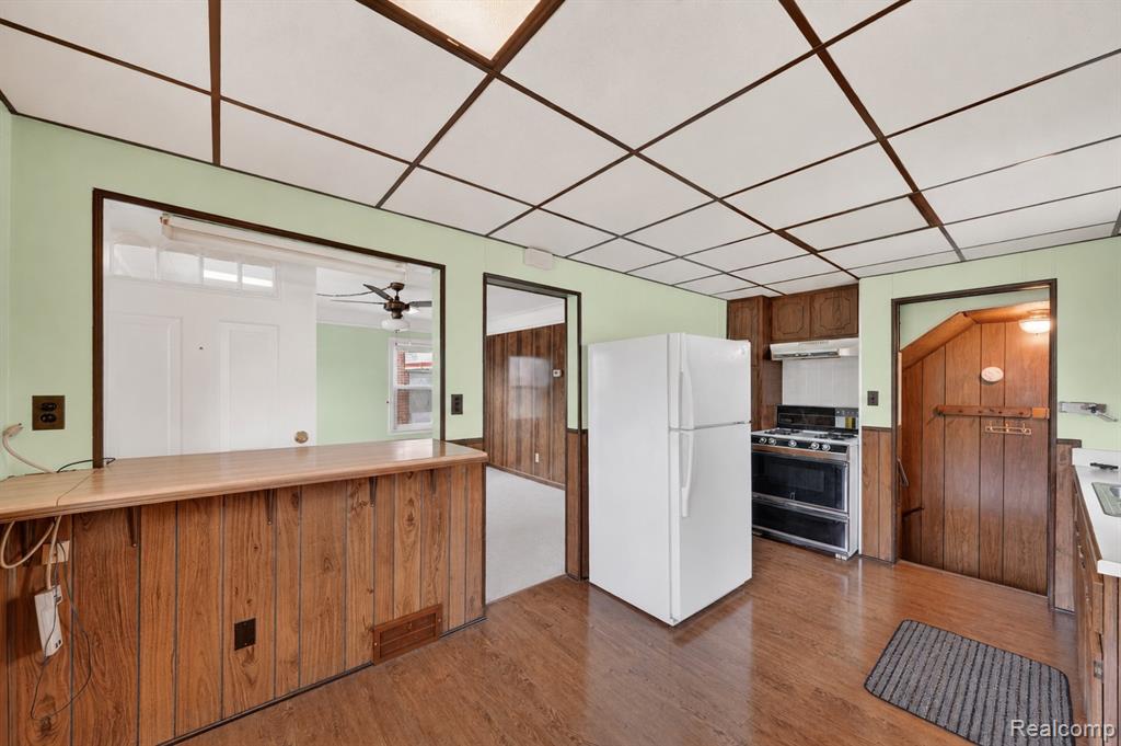 619 Highland Avenue, Lincoln Park, MI 48146 — Photo 9