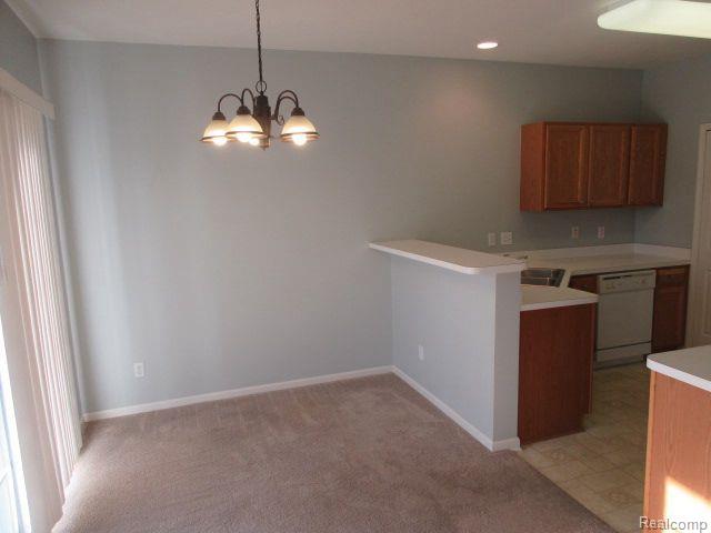 538 DOCKSIDE Circle, Holly, MI 48442 — Photo 11