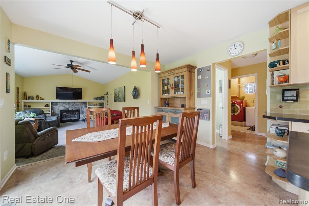 8135 Kimble Drive, Pinckney, MI 48169 — Photo 14