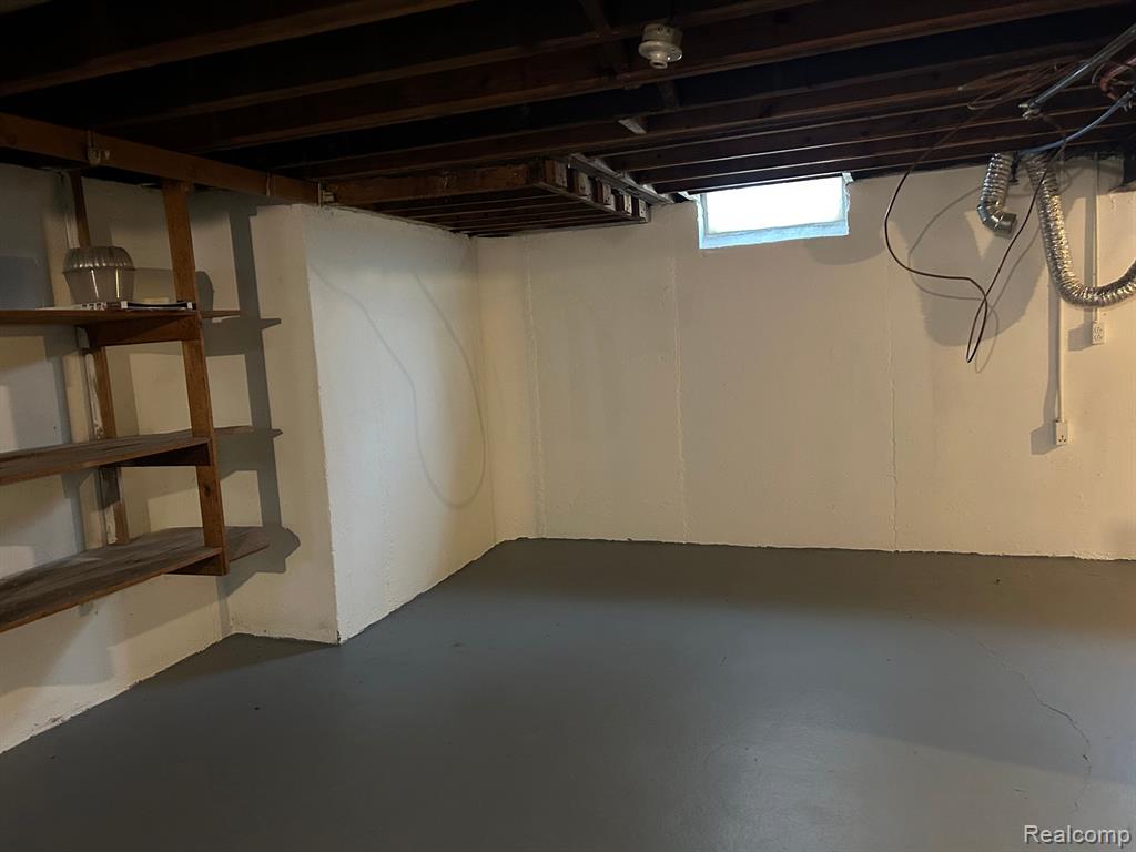 9961 VAUGHAN Street, Detroit, MI 48228 — Photo 18