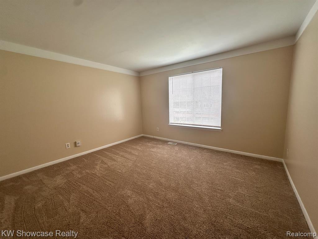 490 N Fox Hills Drive N, 2, Bloomfield Hills, MI 48304 — Photo 11