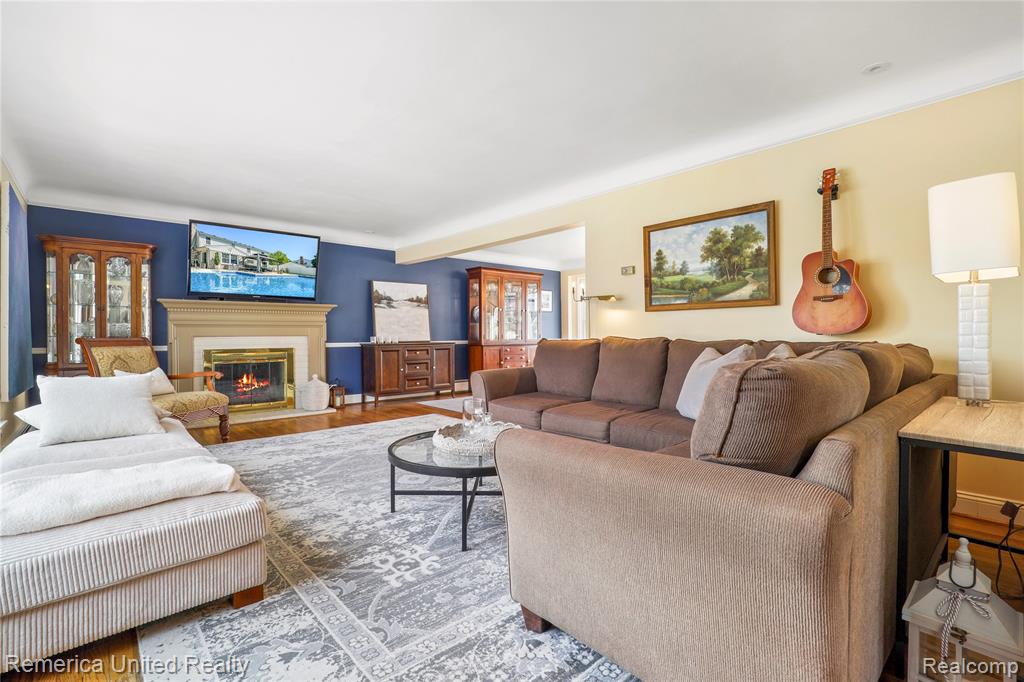 26028 Blossom Lane, Grosse Ile, MI 48138 — Photo 12