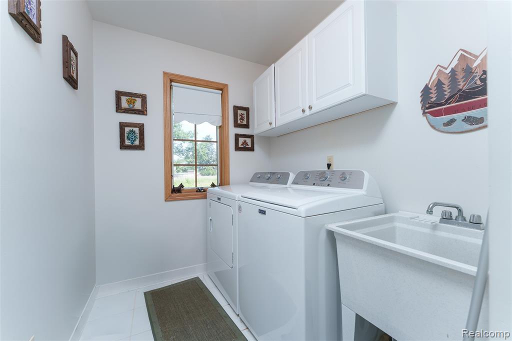 5382 Meadowlawn Road, Fowlerville, MI 48836 — Photo 27