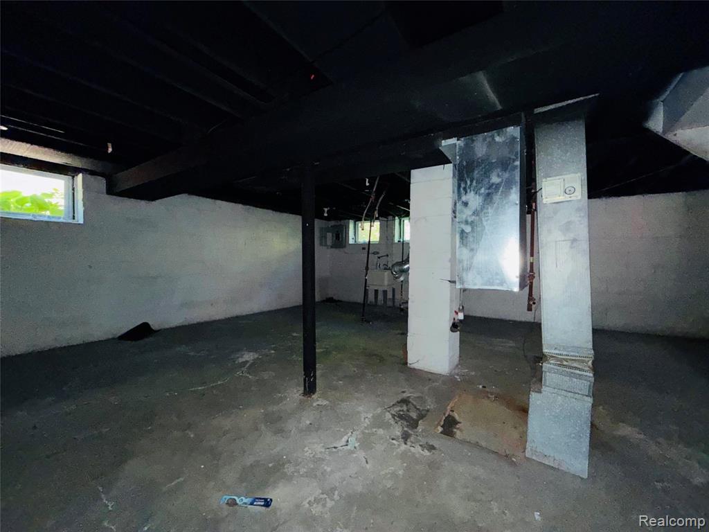9164 Haverhill Street, Detroit, MI 48224 — Photo 12