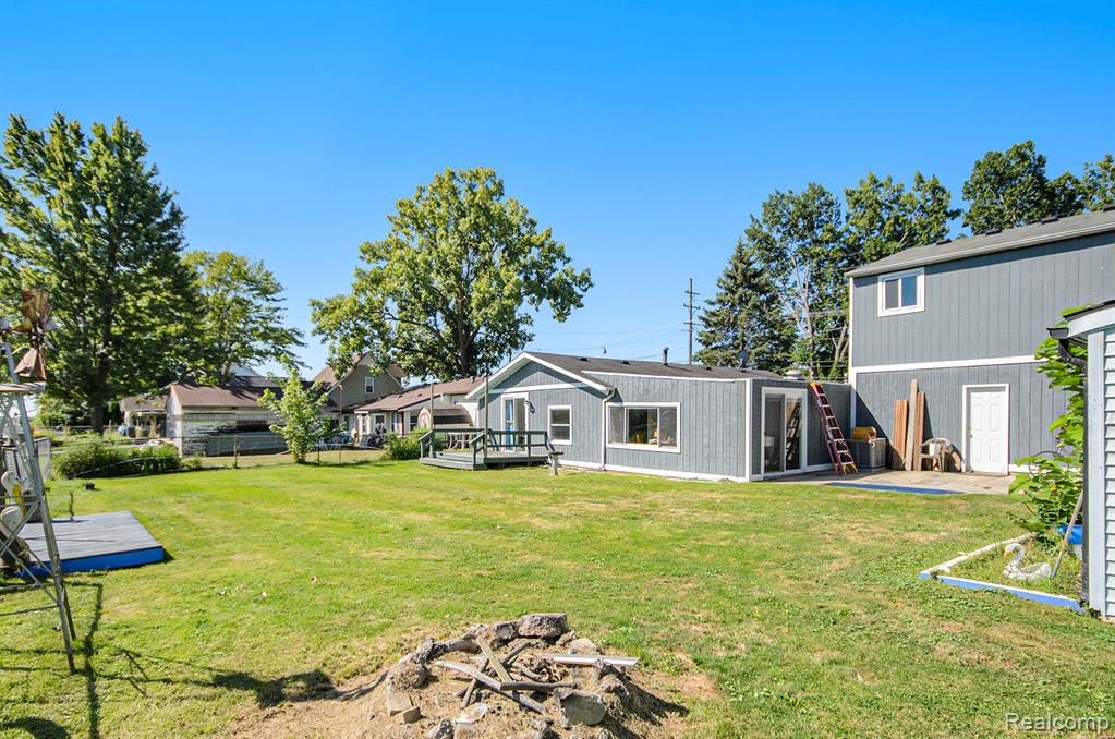 7434 Dyke Road, Clay, MI 48001 — Photo 10