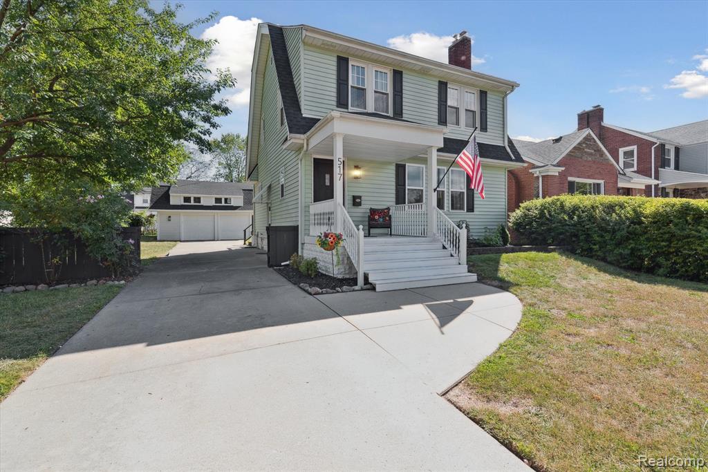 517 Emmons Boulevard, Wyandotte, MI 48192 — front exterior