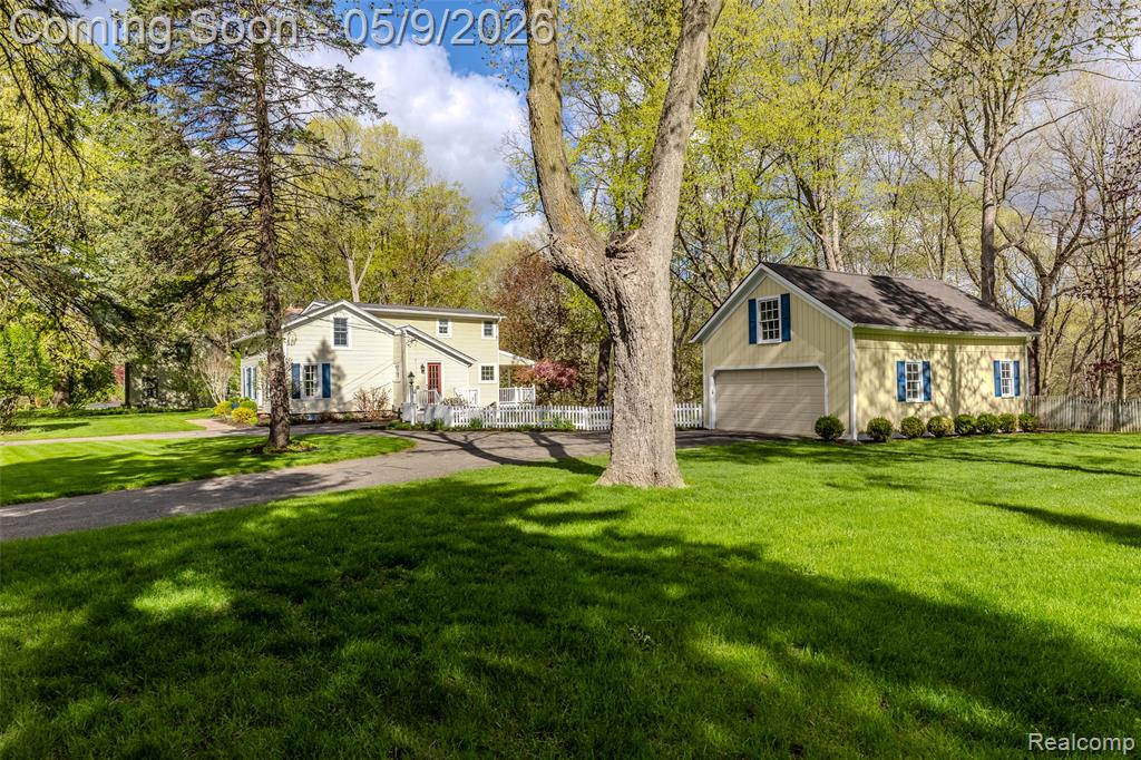 1081 E Tienken Road N, Rochester, MI 48306 — Photo 10