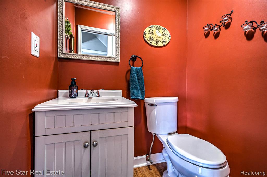 8838 Dublin Way, Sterling Heights, MI 48314 — Photo 26