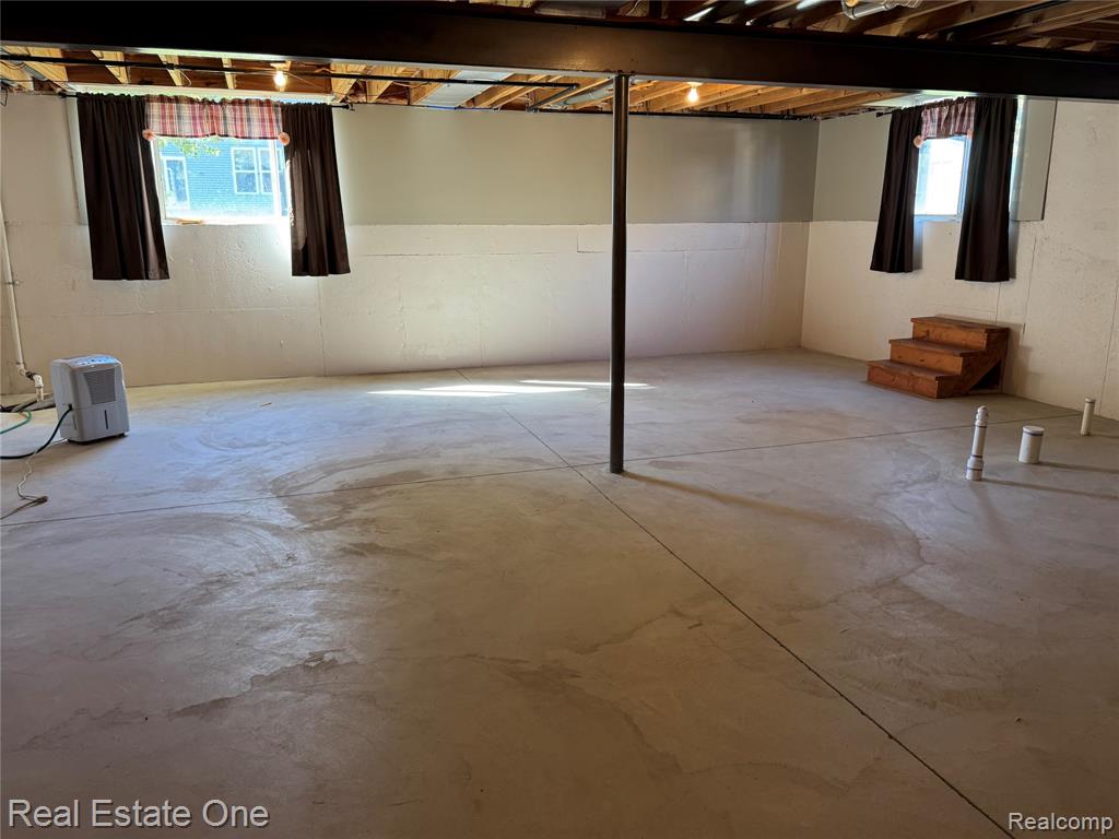 51127 Paxton Drive, Chesterfield, MI — Photo 15