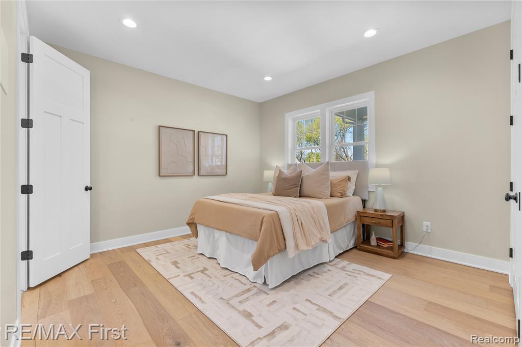 700 Devillen Avenue, Royal Oak, MI 48073 — Photo 18