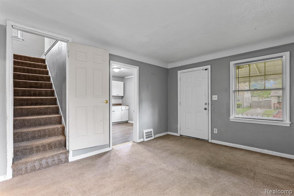 7344 WESTWOOD Street, Detroit, MI 48228 — Photo 4