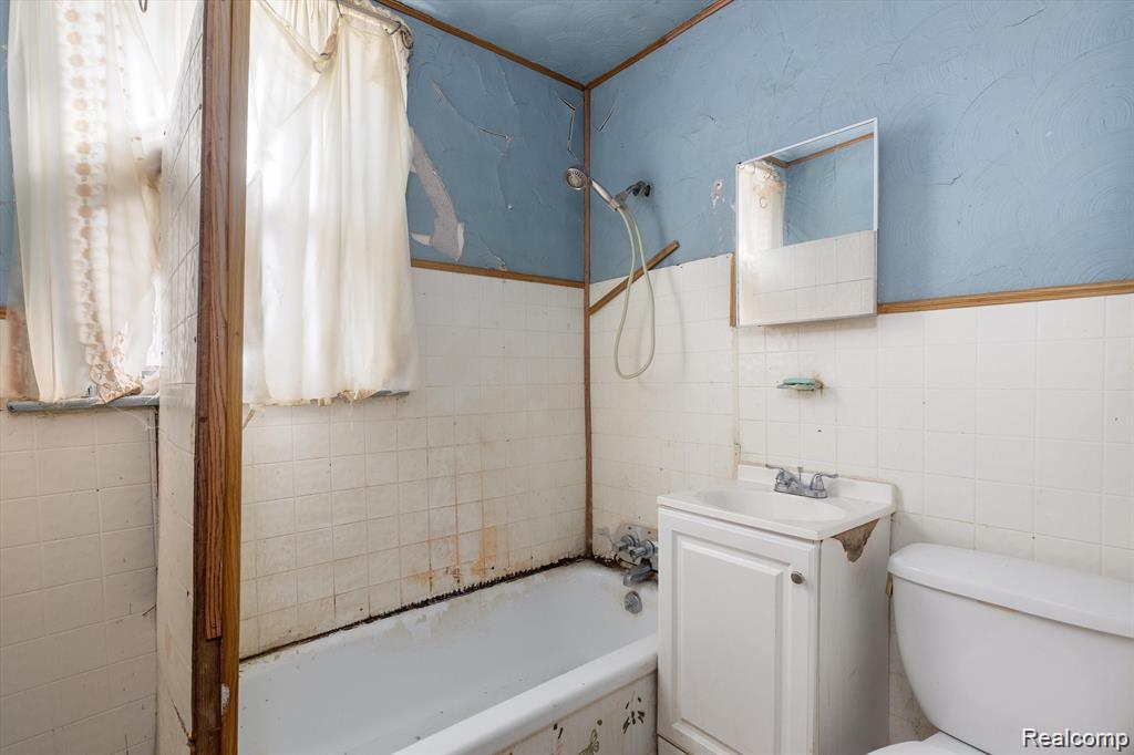 4673 FRENCH Road, Detroit, MI 48214 — Photo 10