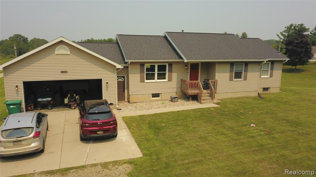 1583 E Lansing Road, Morrice, MI 48857 — Photo 3