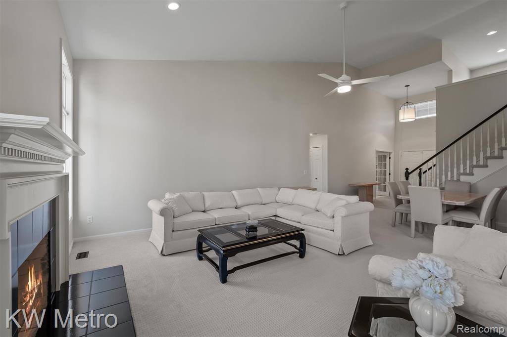 45914 Portsville Drive, Macomb, MI 48044 — Photo 9
