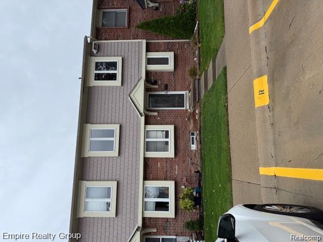 20002 Great Oaks Circle South, Clinton Twp, MI 48036 — Photo 8
