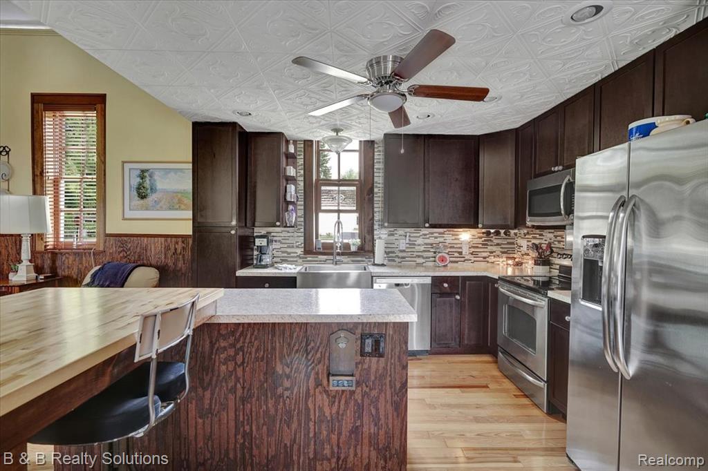 6624 Jefferson Road, North Branch, MI 48461 — Photo 10