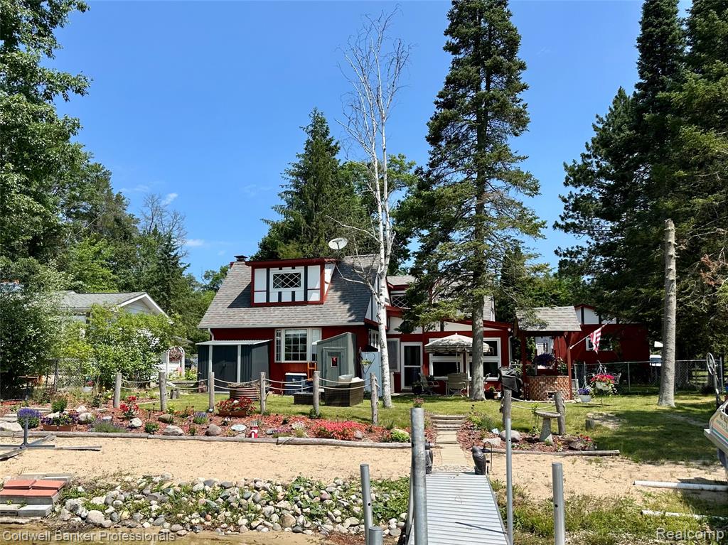 7351 Chain Lake Drive, South Branch, MI, 48761