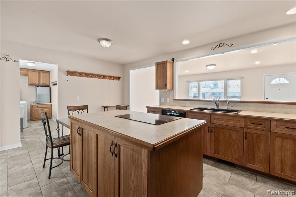 50817 Parsons Drive, Shelby Twp, MI 48317 — Photo 12